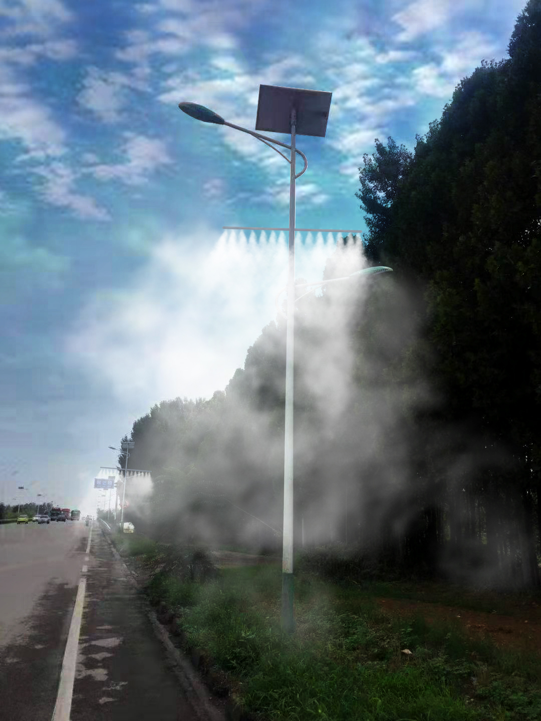 路燈上的噴霧是什么設(shè)備？