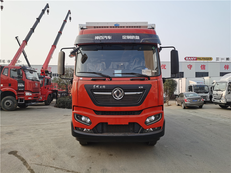 東風(fēng)天錦KR國(guó)六冷藏車