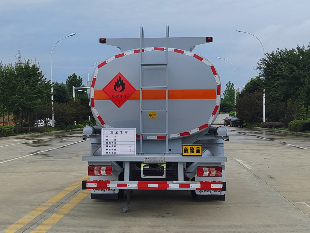 楚勝牌CSC5120GYYJH6型運(yùn)油車(chē)