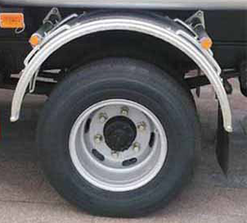 楚勝牌CSC5120GJYCA6型加油車