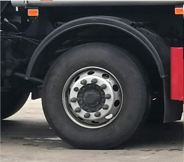 楚勝牌CSC5262GYYS6型運油車