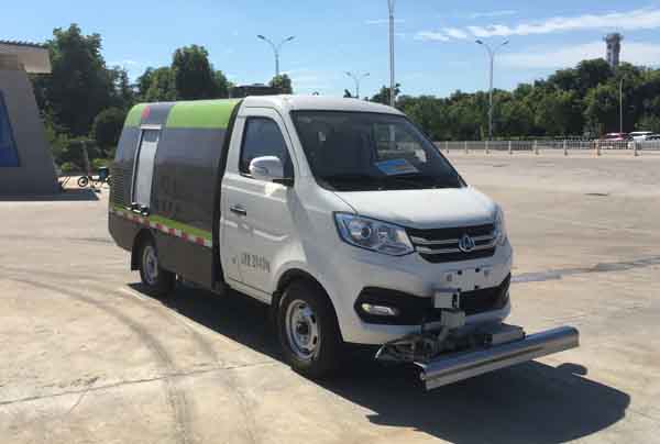 楚勝牌CSC5030TYH6SC型路面養(yǎng)護車