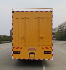 東風(fēng)天錦大流量排水搶險(xiǎn)車