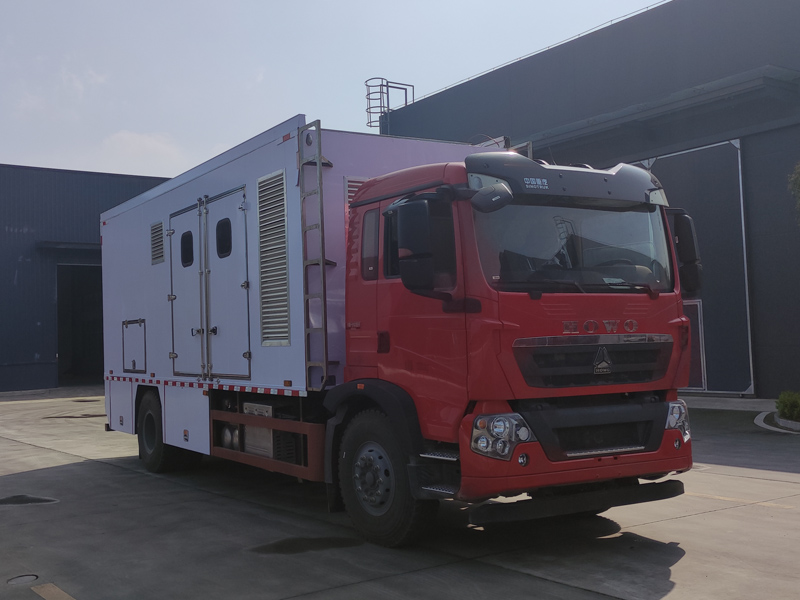 重汽豪沃電源車