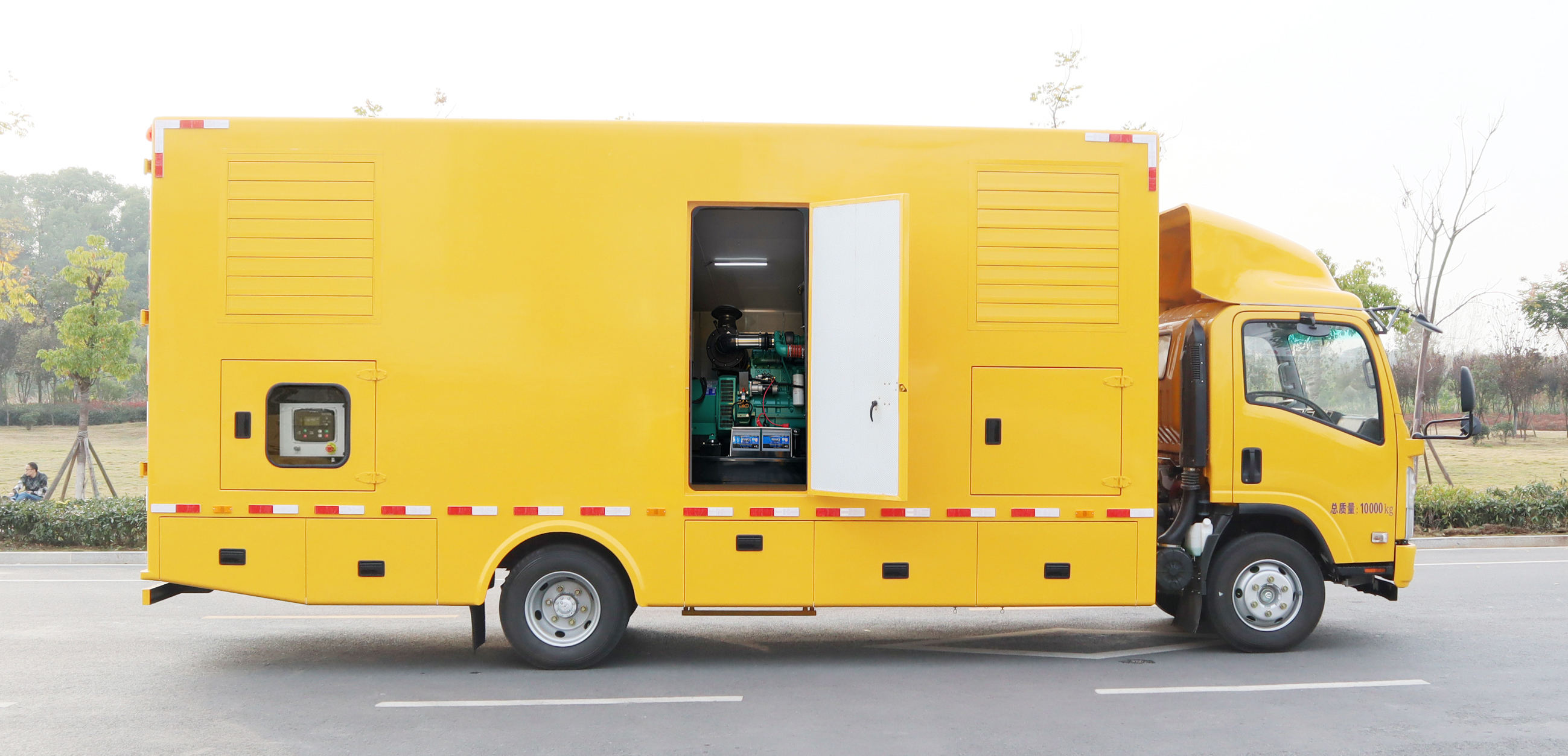 慶鈴五十鈴kv600電源車