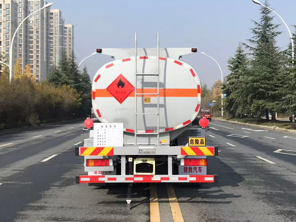 楚勝牌CSC5186GJYEH6型加油車