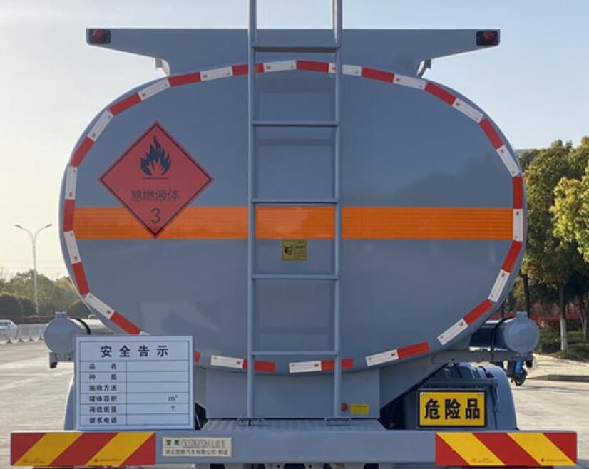 楚勝牌CSC5329GYYB6A型運(yùn)油車