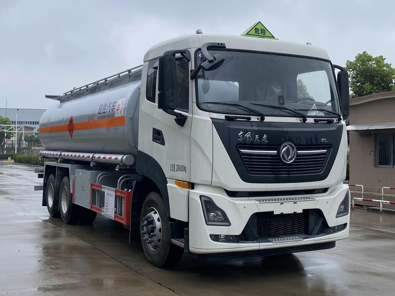 楚勝牌CSC5260GYYD6A型運(yùn)油車