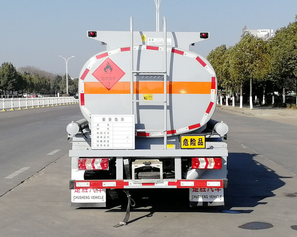 楚勝牌CSC5071GJYJH6型加油車