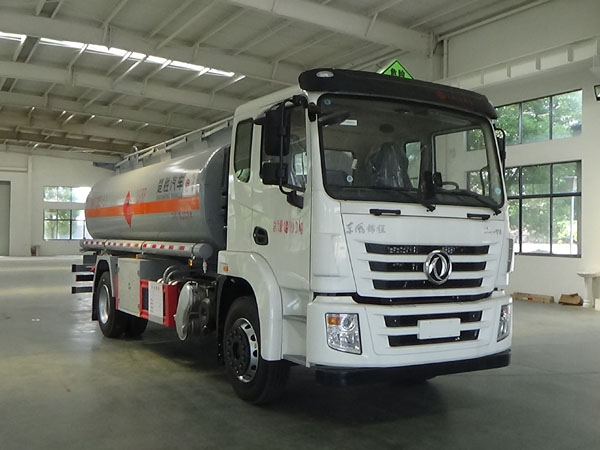 楚勝牌CSC5188GJYEZ6型加油車