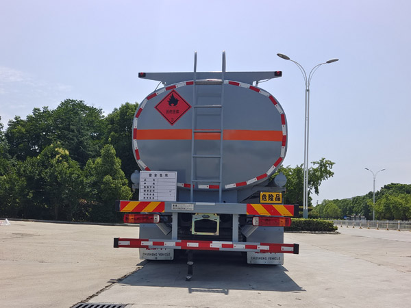 楚勝牌CSC5326GYYCA6型運油車