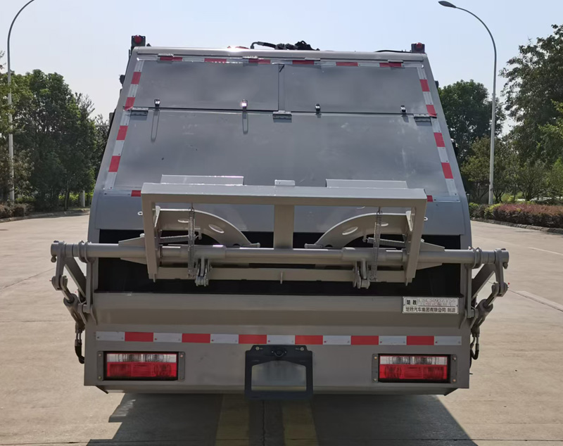 楚勝牌CSC5095ZYS6型壓縮式垃圾車