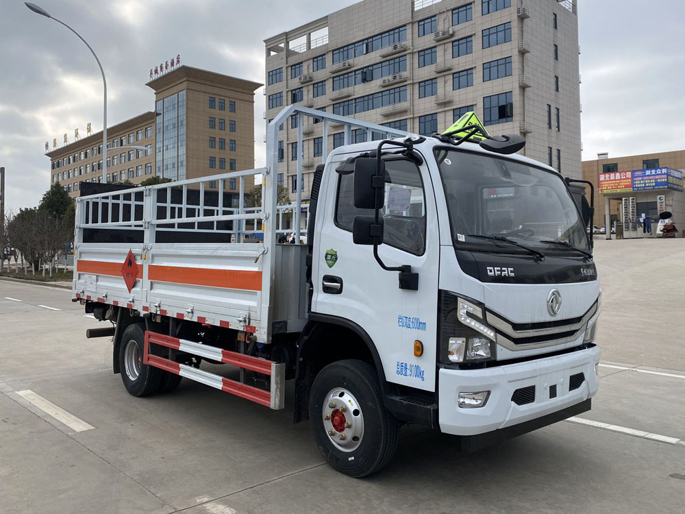 楚勝牌CSC5095TQP6型氣瓶運輸車