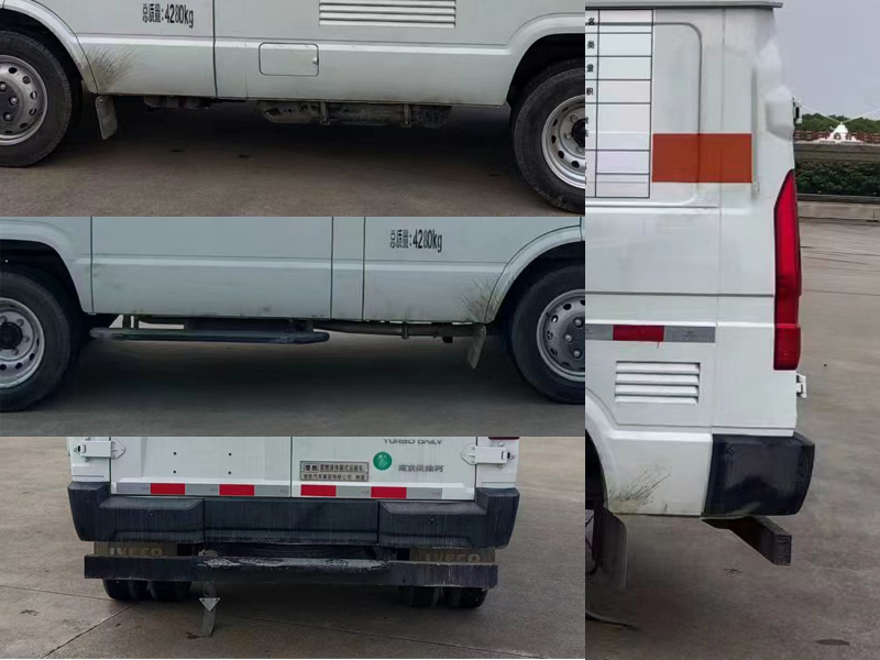 楚勝牌CSC5046XRYNJ6型易燃液體廂式運輸車