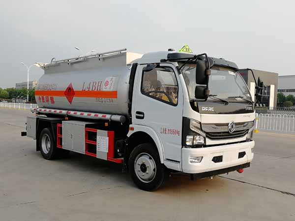 楚勝牌CSC5125GRY6型易燃液體罐式運(yùn)輸車