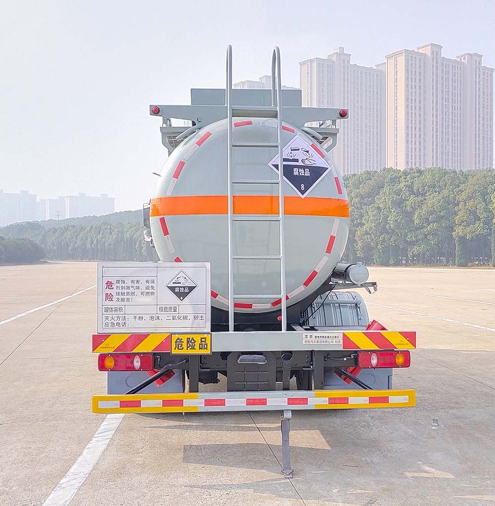 楚勝牌CSC5180GFWEZ6CY型腐蝕性物品罐式運(yùn)輸車