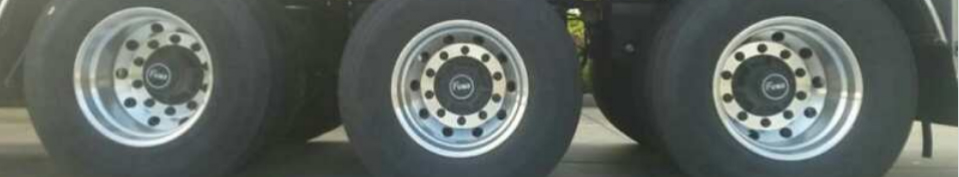 楚勝牌CSC9402GFWCY型腐蝕性物品罐式運(yùn)輸半掛車