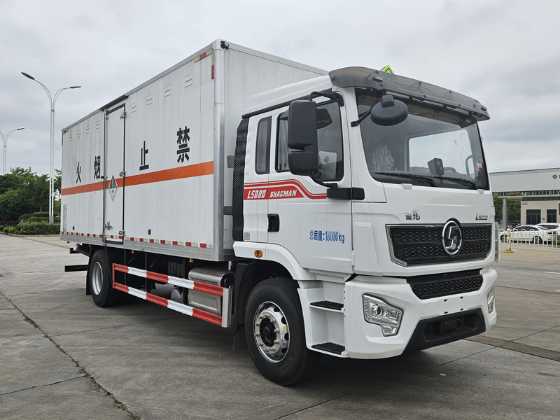 楚勝牌CSC5189XZWS6型雜項危險物品廂式運輸車