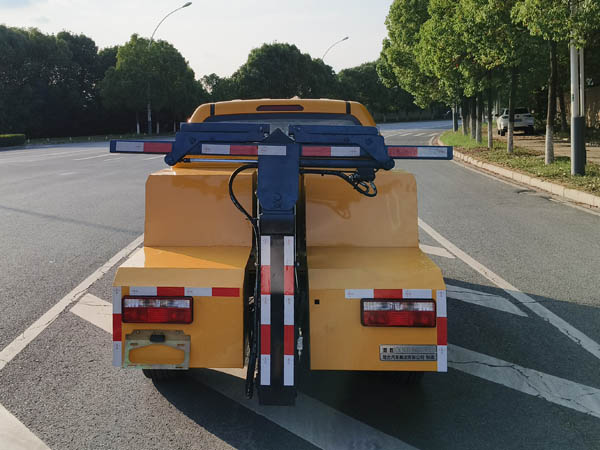 楚勝牌CSC5038TQZ6BJ型清障車