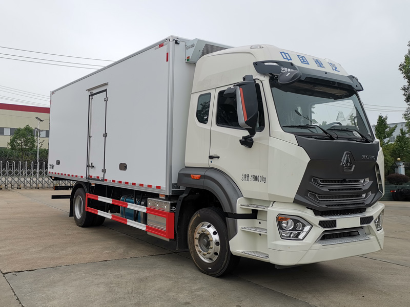 楚勝牌CSC5180XLCZ6型冷藏車