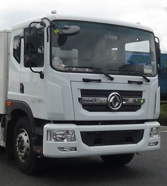 楚勝牌CSC5181GSSBEV型純電動(dòng)灑水車(chē)