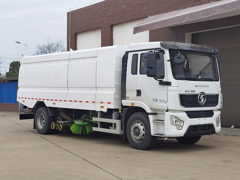 楚勝牌CSC5187TXSSBEV型純電動洗掃車