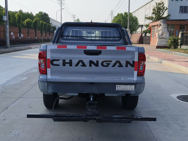 楚勝牌CSC5031TQZSCHEV型插電式增程混合動(dòng)力清障車