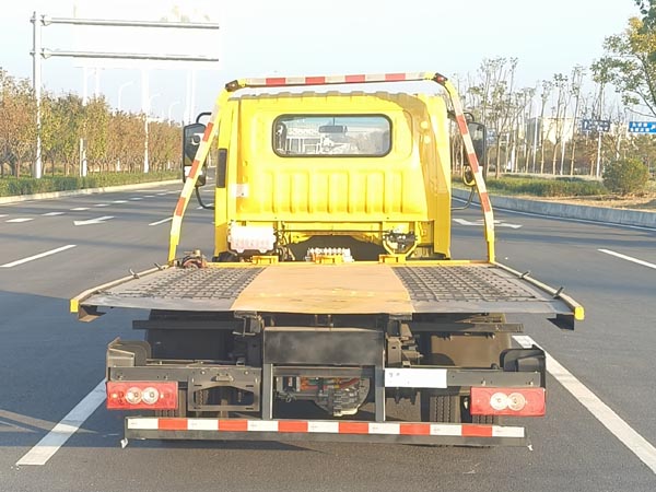 楚勝牌CSC5045TQZPBBEV型純電動(dòng)清障車