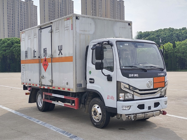 楚勝牌CSC5042XRQ6型易燃氣體廂式運輸車