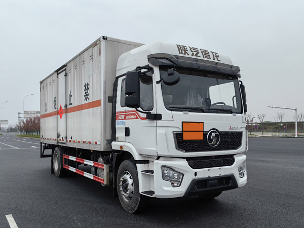 楚勝牌CSC5189XRQS6型易燃氣體廂式運輸車