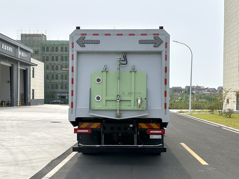 楚勝牌CSC5180TXSBYDBEV純電動洗掃車