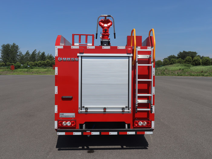 楚勝牌CSC5070GXFSG25/FT6水罐消防車