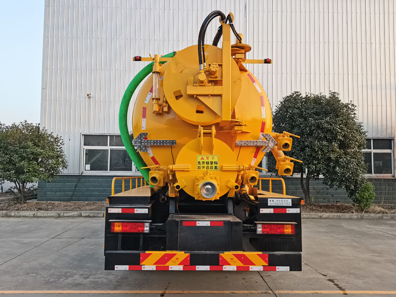 楚勝牌CSC5169GQWS6型清洗吸污車