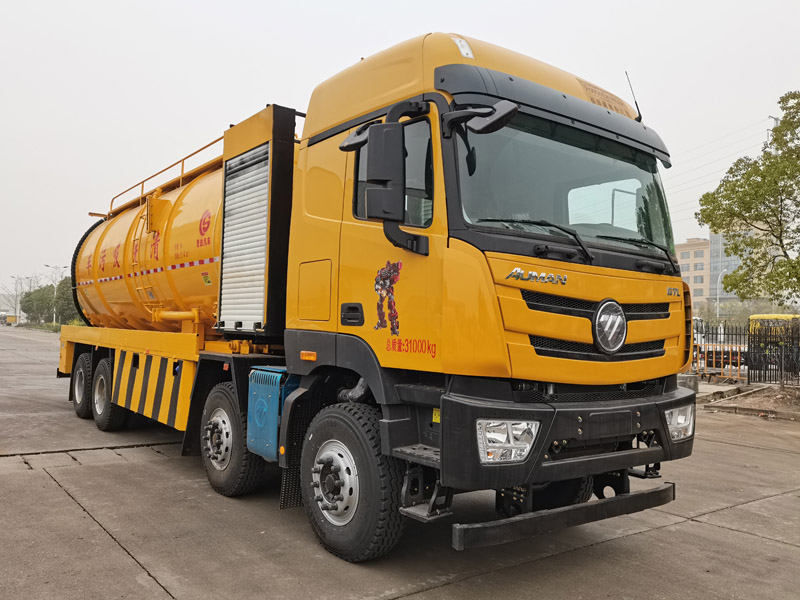 楚勝牌CSC5319GQWB6型清洗吸污車