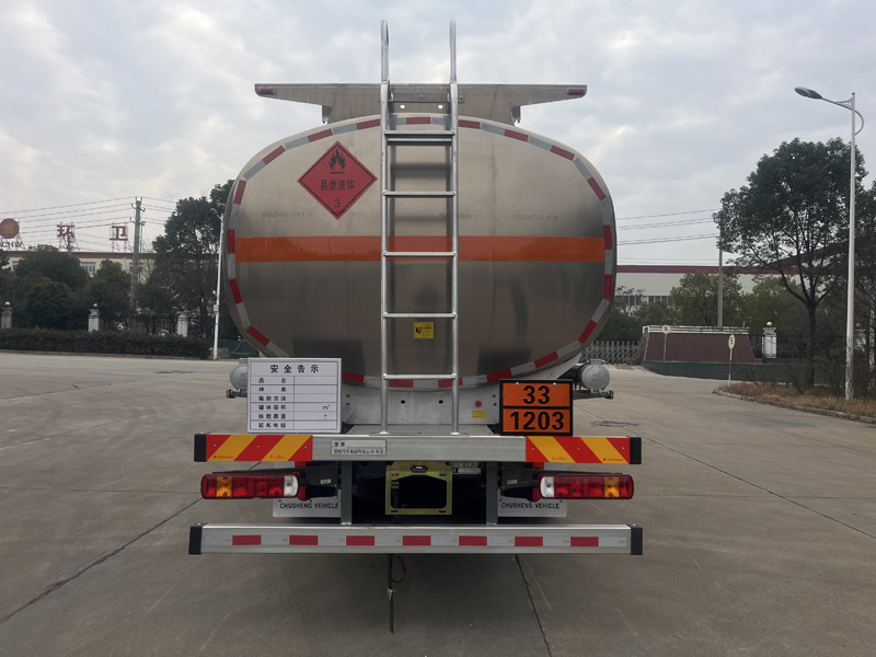 楚勝牌CSC5328GYYLZ6型鋁合金運油車