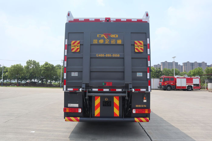 楚勝牌CSC5140TXFQC100/Z6器材消防車